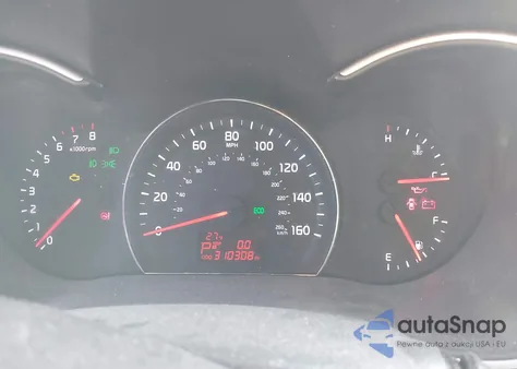 2014 Kia Sorento Lx z USA, uszkodzony, nr VIN 5XYKT4A67EG443399